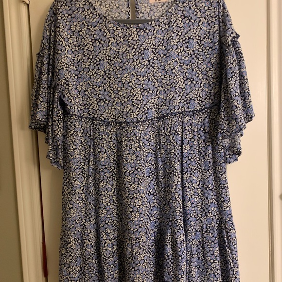 Mi Ami from Francesca’s Boutique - Navy Blue Ditsy Floral Dress - Picture 4 of 6
